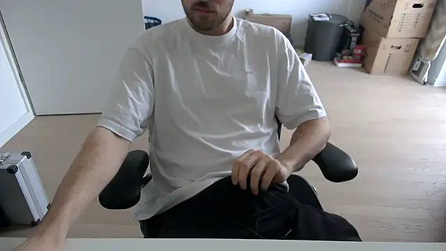 taallguyy 196 online show from March 6, 7:14 am