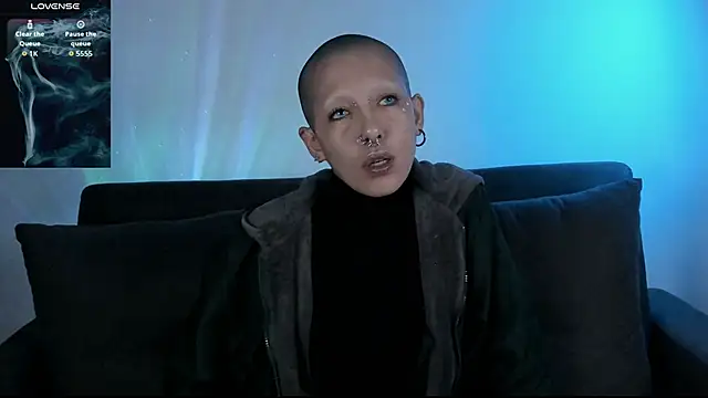 lnxmst online show from November 22, 10:30 pm