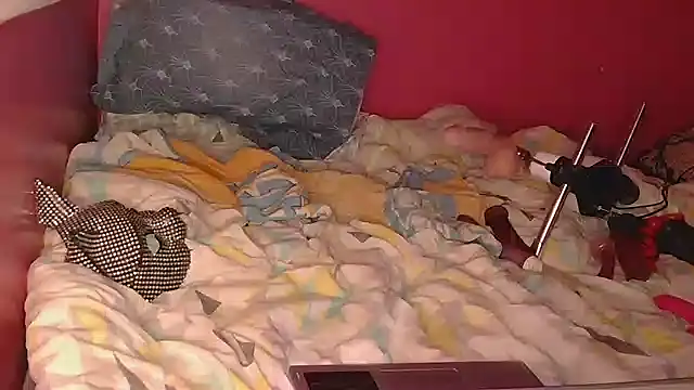 liloucamchaudee online show from March 19, 7:36 pm