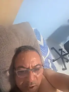 abdelhak33 online show from March 12, 8:24 pm