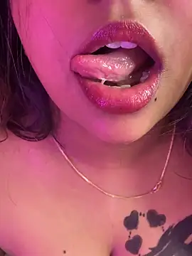 wildestcouplee online show from November 22, 5:12 pm