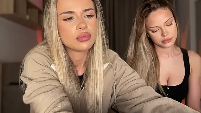 Julia RL online show from November 3, 8:45 pm