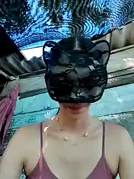 Snapshot of Estrella-Wicked chatting on December 18, 7:08 pm Estrella-Wicked online show from December 18, 7:08 pm