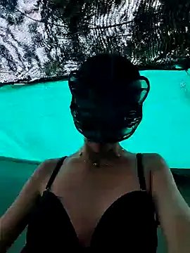 Snapshot of Estrella-Wicked chatting on December 13, 9:51 pm Estrella-Wicked online show from December 13, 9:51 pm