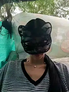 Snapshot of Estrella-Wicked chatting on December 13, 6:49 pm Estrella-Wicked online show from December 13, 6:49 pm