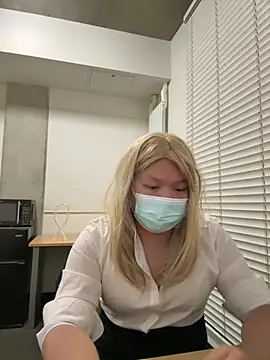 Snapshot of Jessica-Aine chatting on December 5, 3:31 am Jessica-Aine online show from December 5, 3:31 am