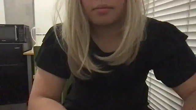 Snapshot of Jessica-Aine chatting on December 3, 2:09 am Jessica-Aine online show from December 3, 2:09 am