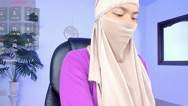 saray halam online show from October 13, 6:20 pm