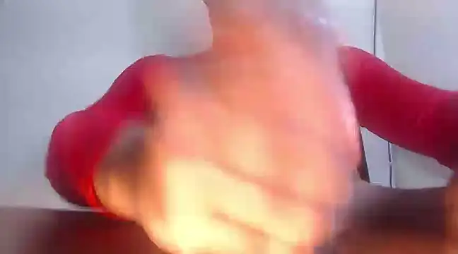 Snapshot of TyraBanks_hot chatting on March 6, 3:13 pm TyraBanks hot online show from March 6, 3:13 pm