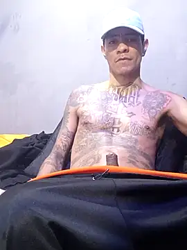 tureygiovani online show from December 1, 8:15 am