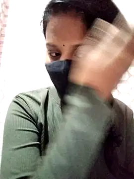 Shivani Tivari online show from February 9, 6:26 pm