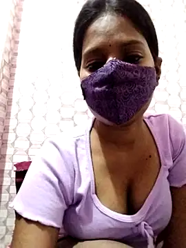 Shivani Tivari online show from February 13, 10:00 pm