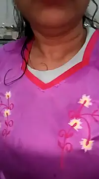 Snapshot of Sneha_gril chatting on March 16, 12:33 pm Sneha gril online show from March 16, 12:33 pm