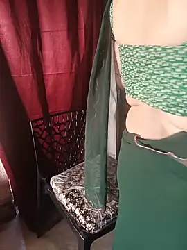 Snapshot of Sneha_gril chatting on June 3, 12:55 am Sneha gril online show from June 3, 12:55 am