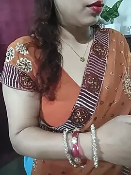 Snapshot of Sneha_gril chatting on July 6, 1:45 am Sneha gril online show from July 6, 1:45 am