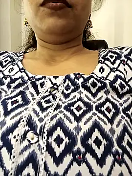 Snapshot of Sneha_gril chatting on March 19, 1:07 pm Sneha gril online show from March 19, 1:07 pm