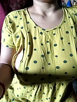 Snapshot of Sneha_gril chatting on April 28, 2:27 am Sneha gril online show from April 28, 2:27 am