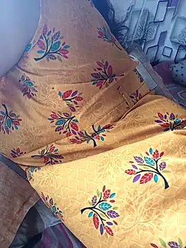 Snapshot of Sneha_gril chatting on April 24, 5:09 am Sneha gril online show from April 24, 5:09 am