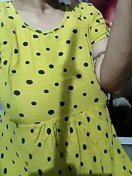 Snapshot of Sneha_gril chatting on October 1, 3:16 pm Sneha gril online show from October 1, 3:16 pm