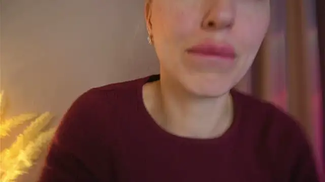 Snapshot of Cum_Slutt chatting on September 30, 6:36 pm Cum Slutt online show from September 30, 6:36 pm