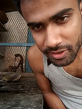 Skinny Bigass 23 online show from May 29, 9:04 am