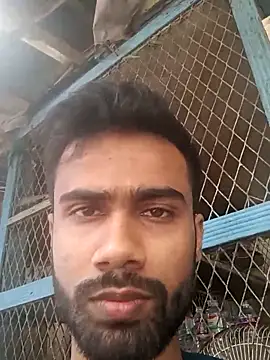 Snapshot of Skinny_Bigass_23 chatting on October 29, 7:18 am Skinny Bigass 23 online show from October 29, 7:18 am