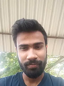 Snapshot of Skinny_Bigass_23 chatting on November 18, 6:06 am Skinny Bigass 23 online show from November 18, 6:06 am