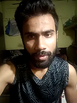 Snapshot of Skinny_Bigass_23 chatting on November 21, 6:40 pm Skinny Bigass 23 online show from November 21, 6:40 pm