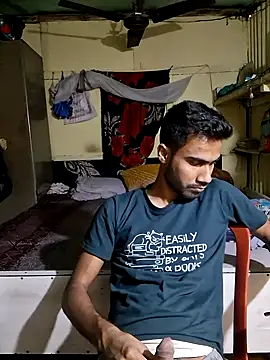 Snapshot of Skinny_Bigass_23 chatting on December 2, 9:44 am Skinny Bigass 23 online show from December 2, 9:44 am