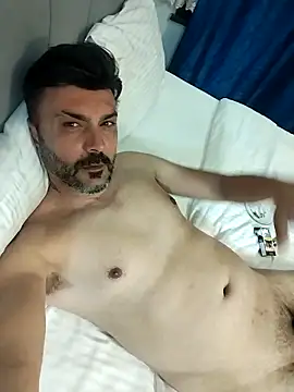 Snapshot of hot_man_eray chatting on May 8, 7:50 pm hot man eray online show from May 8, 7:50 pm