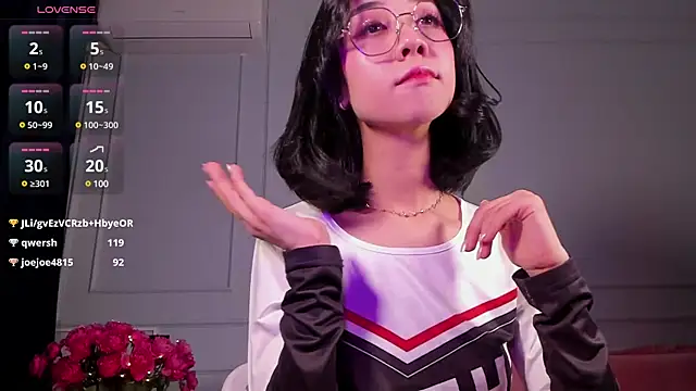 Snapshot of m1satome chatting on December 12, 11:14 pm m1satome online show from December 12, 11:14 pm