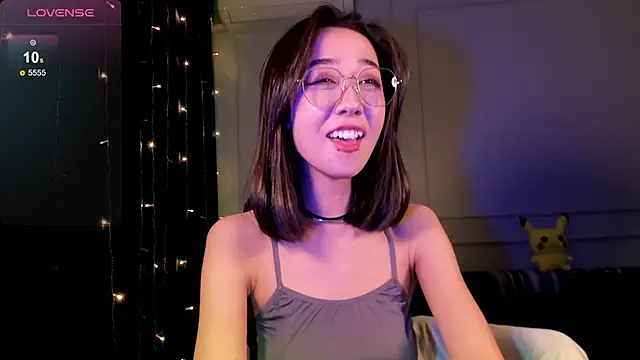 Snapshot of m1satome chatting on February 26, 3:03 am m1satome online show from February 26, 3:03 am