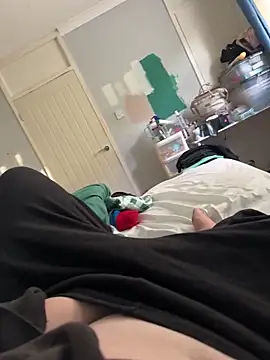 AmberTaylorXxx online show from April 12, 6:16 am