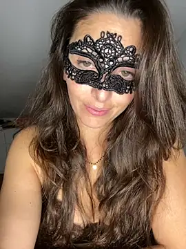 Snapshot of LeMagique- chatting on October 15, 8:17 pm LeMagique- online show from October 15, 8:17 pm