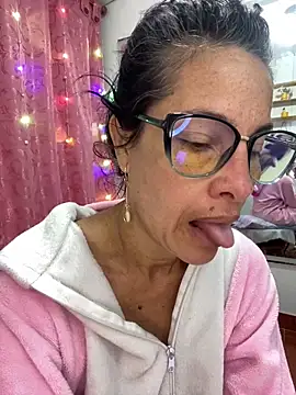 Goddess-Love- online show from December 17, 9:25 am