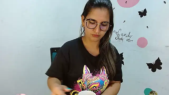 Snapshot of Benett_Lea chatting on December 16, 10:45 pm Benett Lea online show from December 16, 10:45 pm