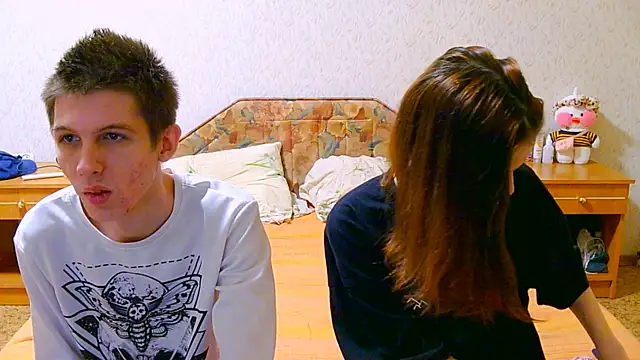Snapshot of Ivy_Lester chatting on January 18, 3:59 pm Ivy Lester online show from January 18, 3:59 pm