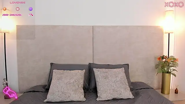 Saori newman online show from December 15, 12:00 pm