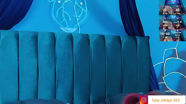 Lunamistyc online show from March 25, 9:03 pm