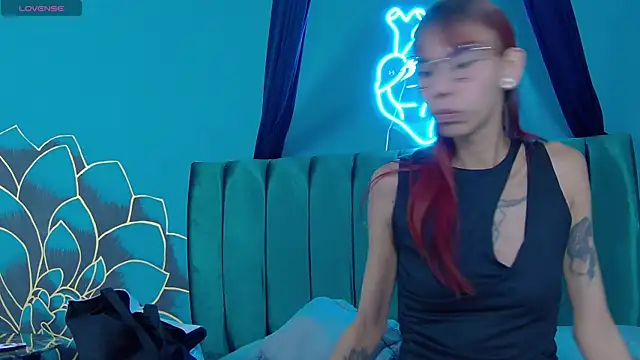 Lunamistyc online show from December 22, 8:09 pm