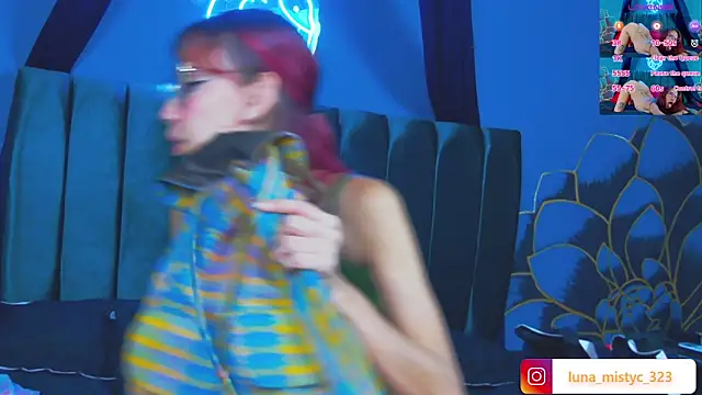 Snapshot of Lunamistyc chatting on November 28, 7:47 pm Lunamistyc online show from November 28, 7:47 pm