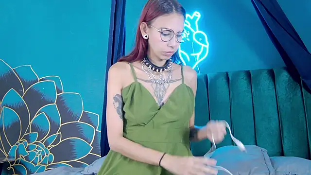 Lunamistyc online show from September 30, 8:48 pm