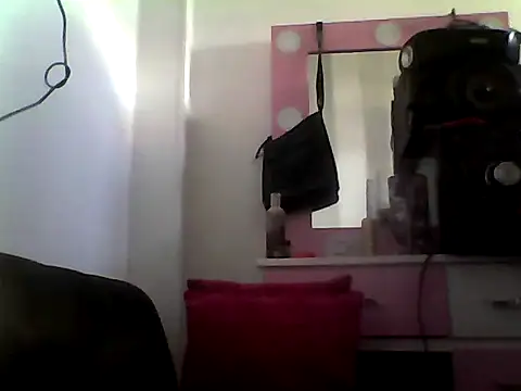 ariana crazzy online show from November 2, 2:11 pm