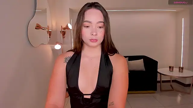 AlinaKravitz online show from May 3, 4:21 pm