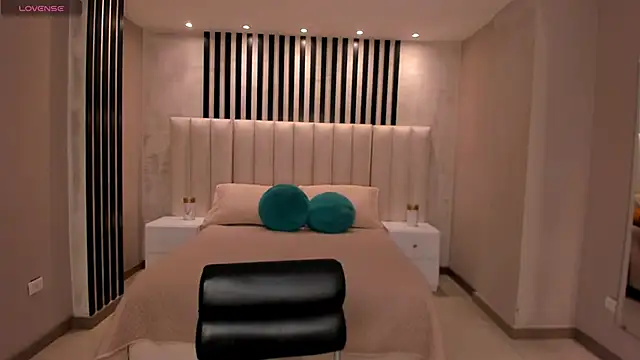 AlinaKravitz online show from January 8, 11:49 am