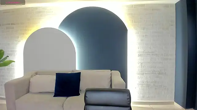 AlinaKravitz online show from March 29, 5:14 pm