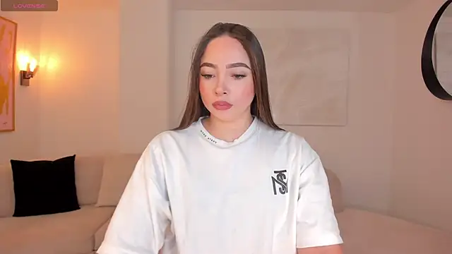 AlinaKravitz online show from February 24, 11:55 am