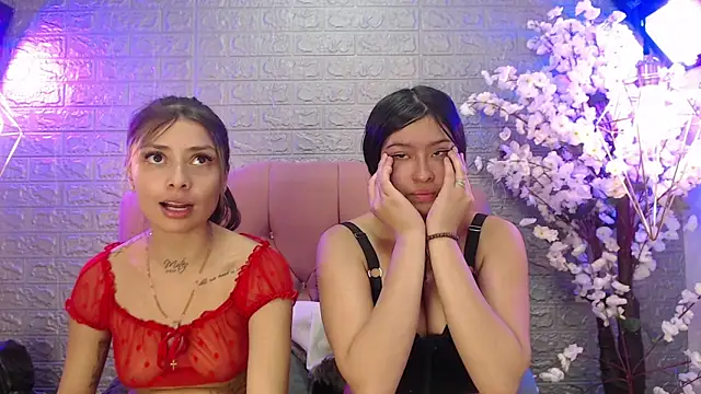  lesbi hard 69 online show from March 6, 2:50 am