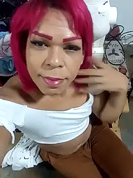 blondebitchlitle online show from May 1, 1:38 pm