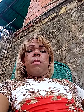 blondebitchlitle online show from April 13, 9:19 pm